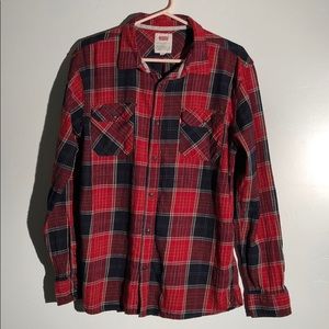 Levi’s plaid flannel